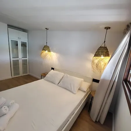 Casa Lo Canyero * Els Muntells